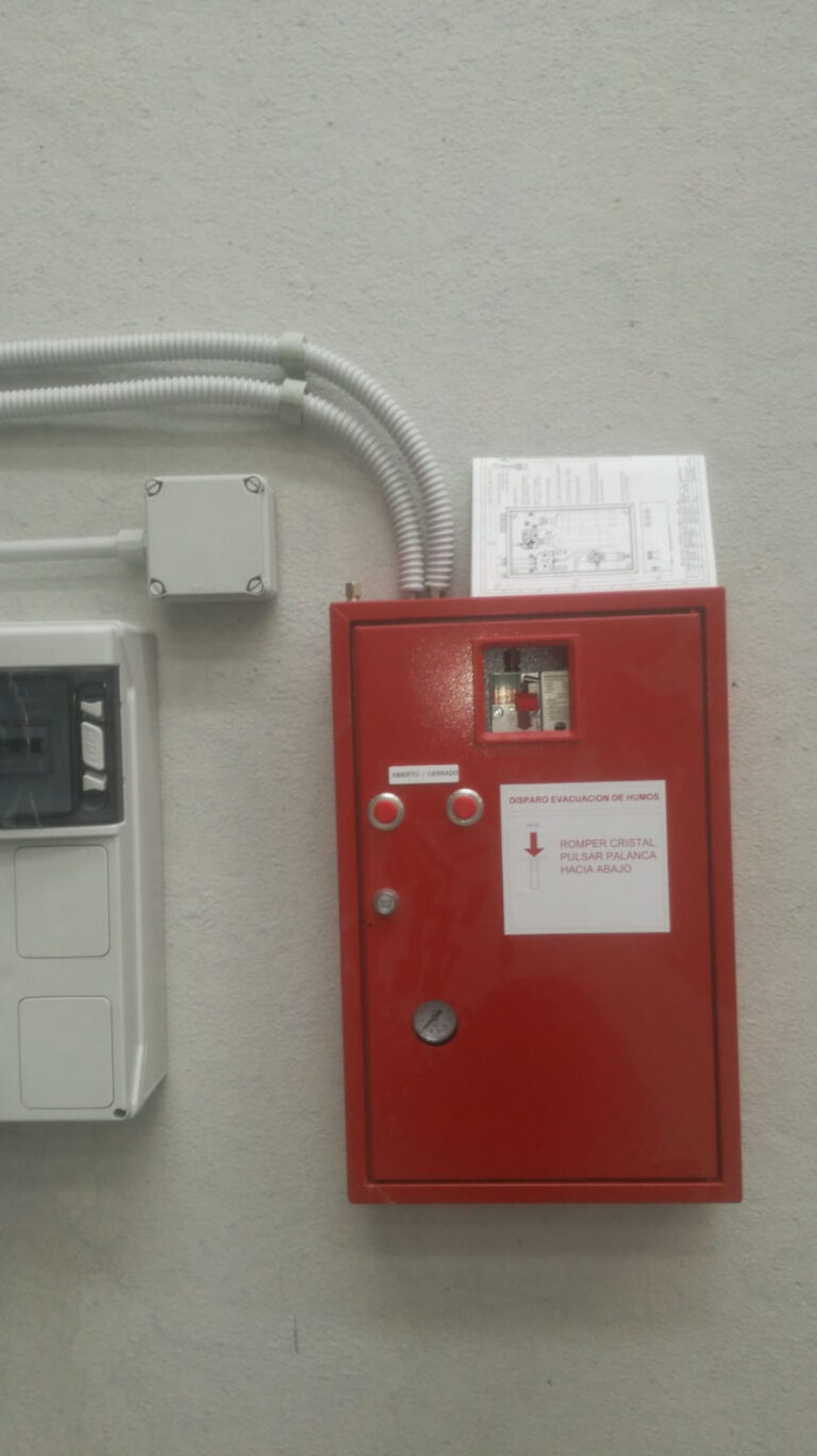 control_evacuacion_industria_plastico_04